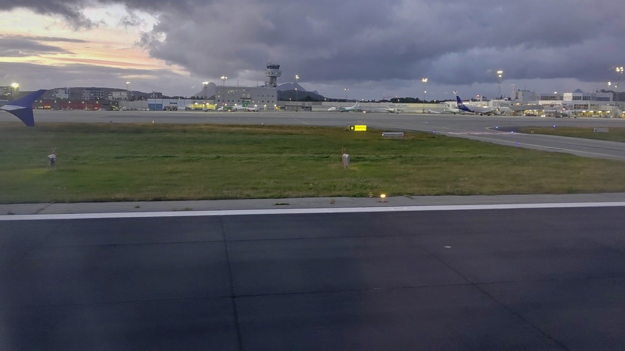 ボーデー空港到着