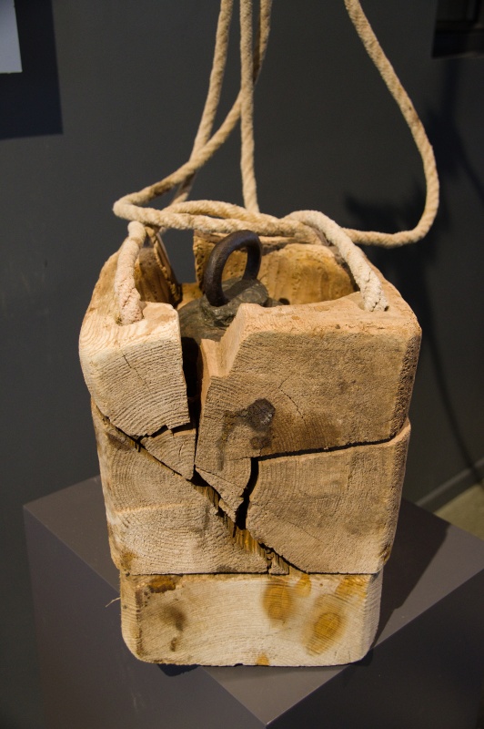 古い船舶用のアンカーウェイト