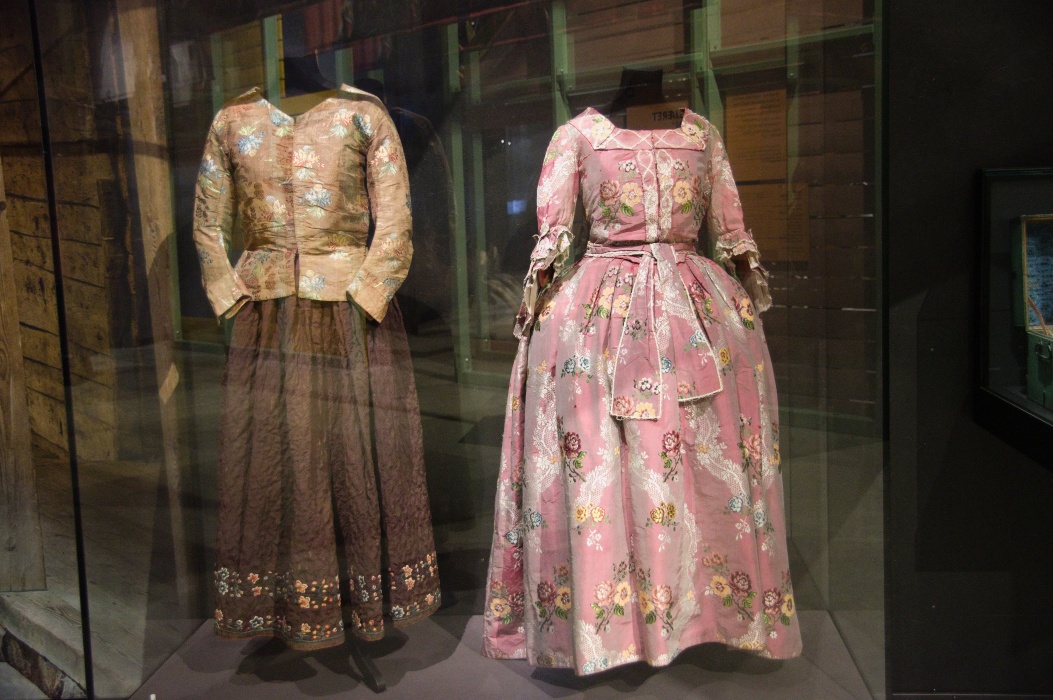 18世紀後半〜19世紀初頭のノルウェー北部の女性の礼装